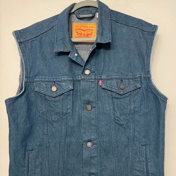 COPY - Levis Jeans Jacket - Picture 1 of 2